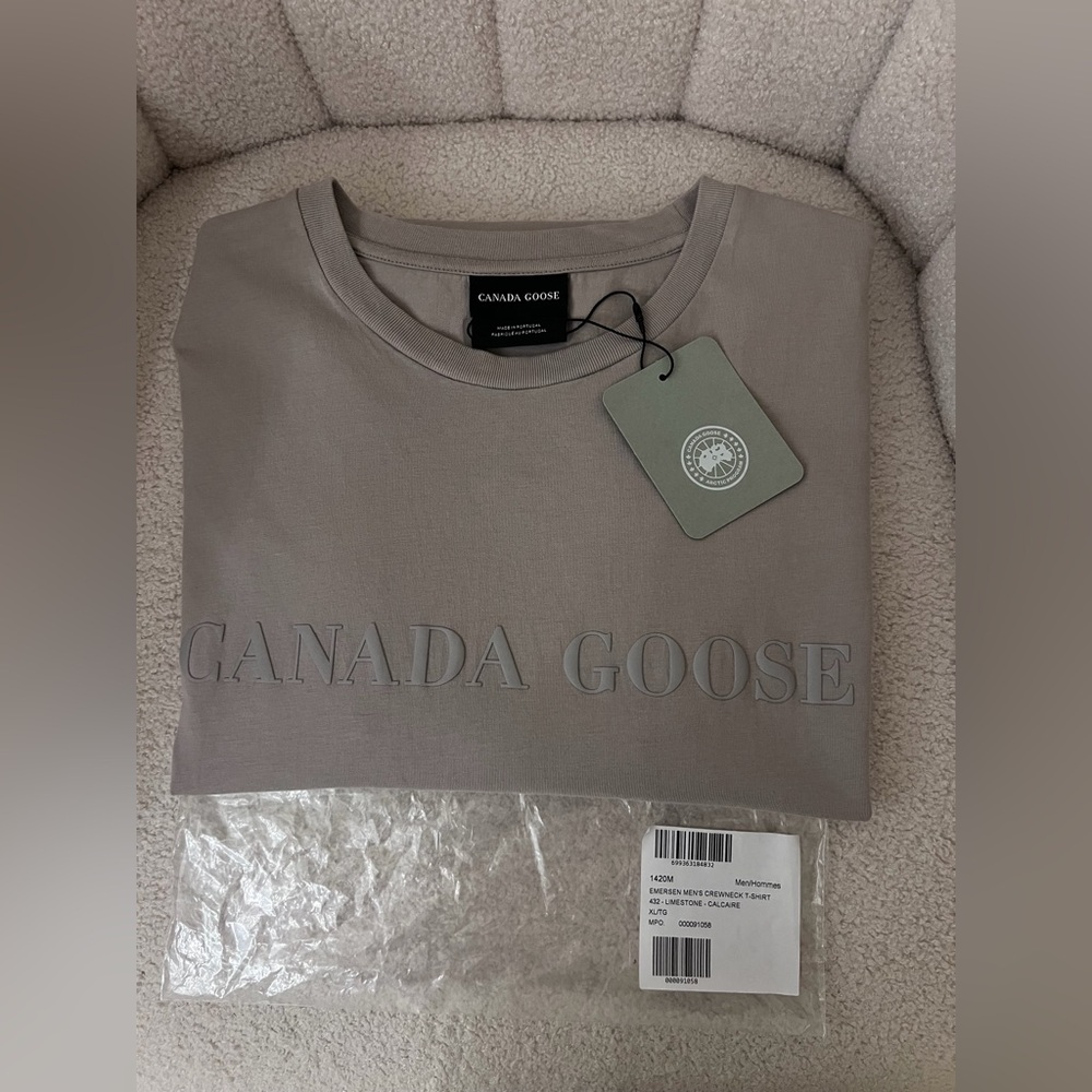 Canada Goose Logo T-Shirt – XL – Brand New - Picture 11 of 11